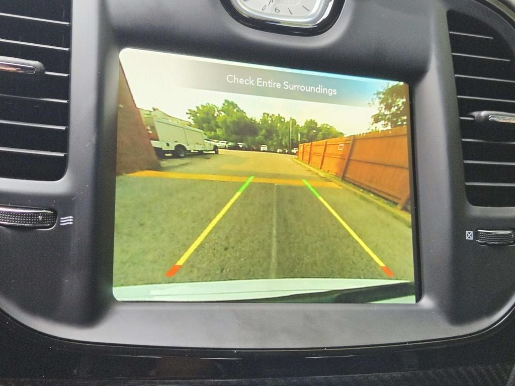2023 Chrysler 300 C