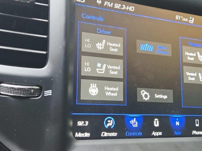 2023 Chrysler 300 C