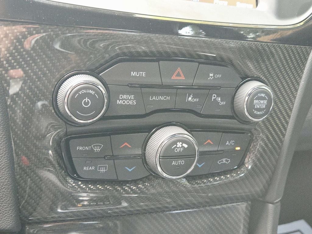 2023 Chrysler 300 C