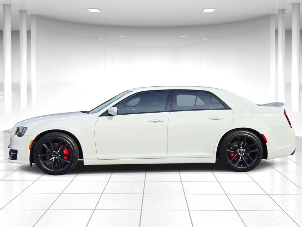 2023 Chrysler 300 C