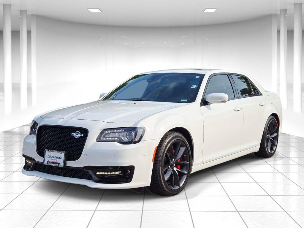 2023 Chrysler 300 C