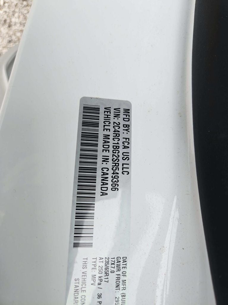 2025 Chrysler Pacifica Select