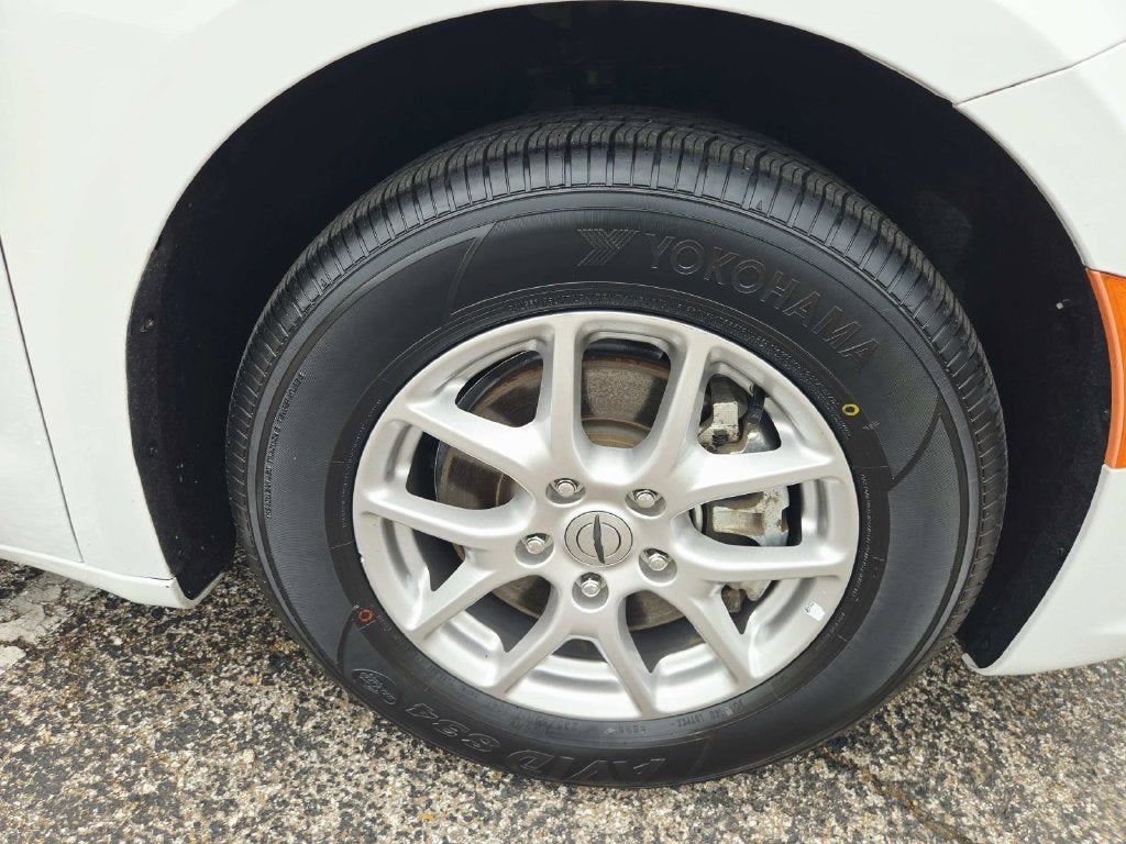 2024 Chrysler Pacifica Touring L