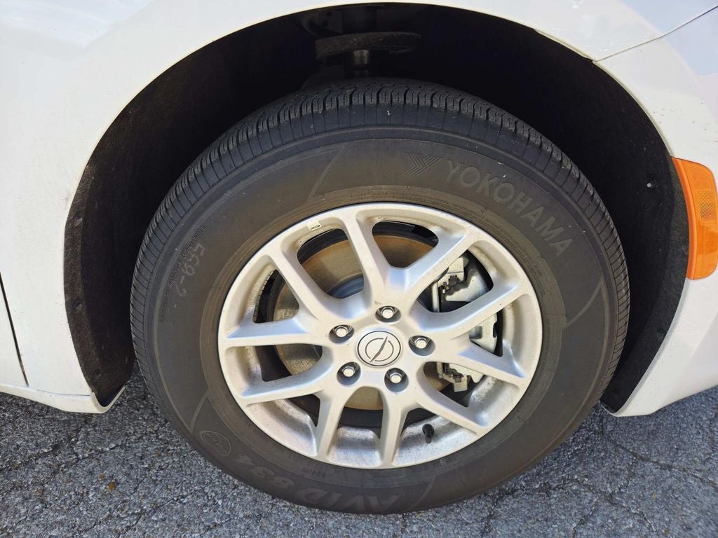 2026 Chrysler Voyager LX