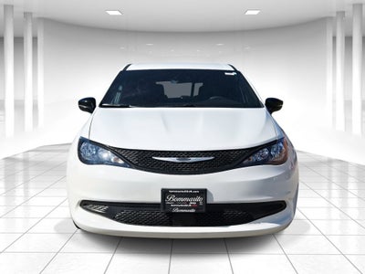 2026 Chrysler Voyager LX