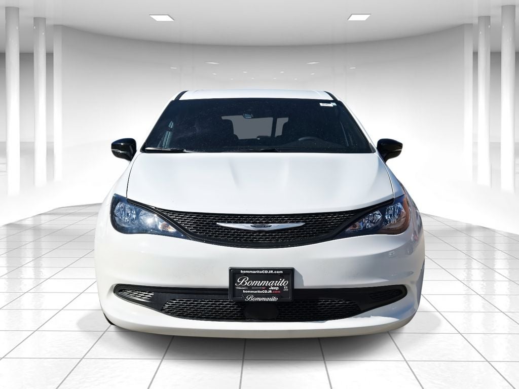 2026 Chrysler Voyager LX