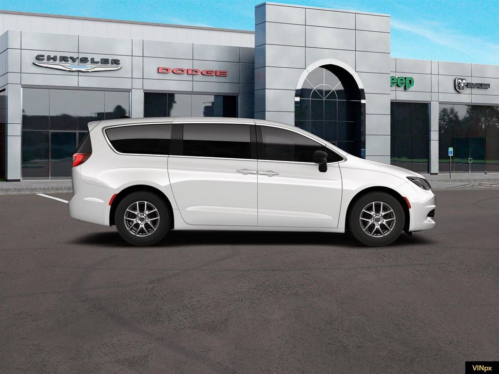 2026 Chrysler Voyager LX