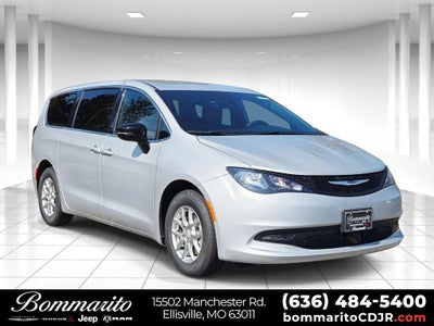 2026 Chrysler Voyager LX