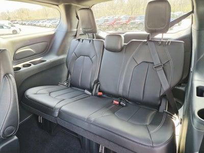 2026 Chrysler Voyager LX