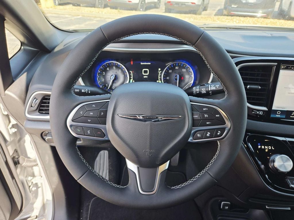 2026 Chrysler Voyager LX