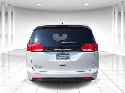 2026 Chrysler Voyager LX