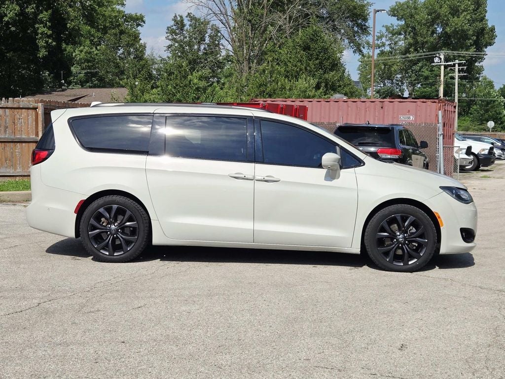 2019 Chrysler Pacifica Touring L Plus