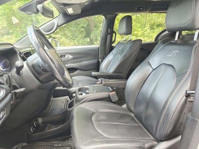 2019 Chrysler Pacifica Touring L Plus