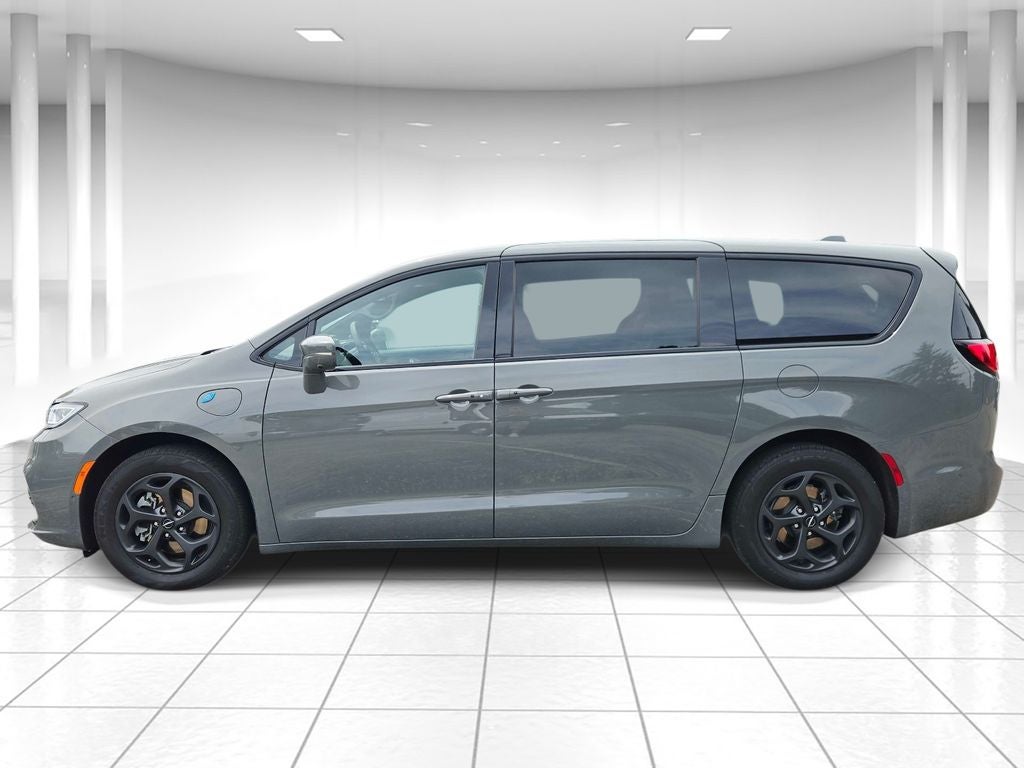 2022 Chrysler Pacifica Hybrid Limited