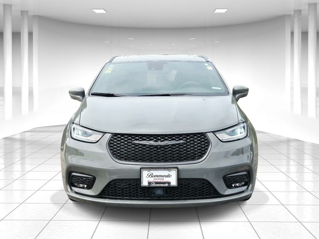 2022 Chrysler Pacifica Hybrid Limited