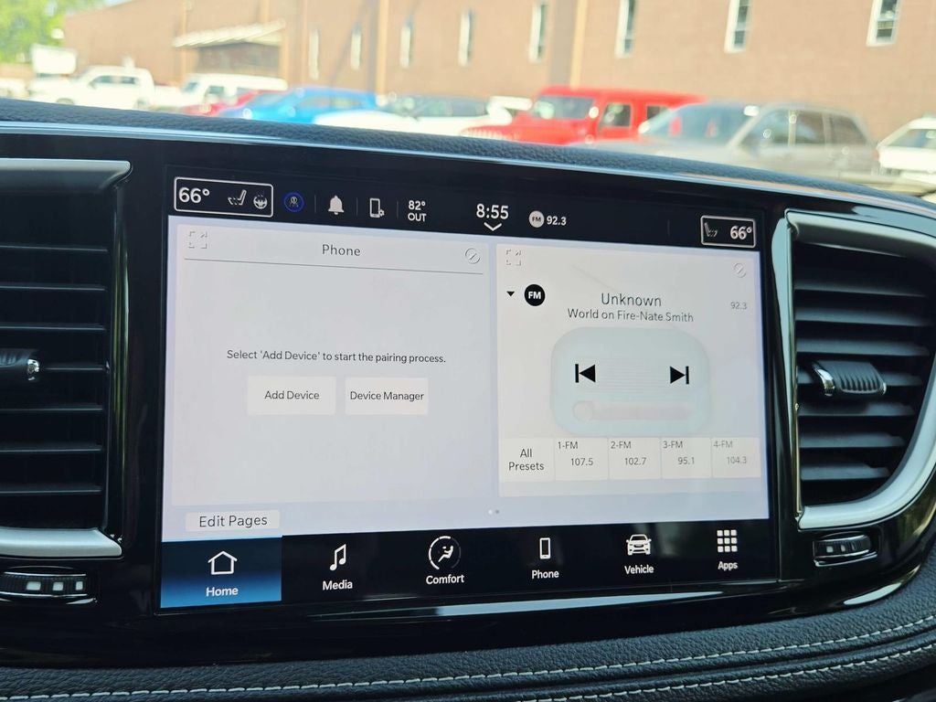 2024 Chrysler Pacifica Touring L