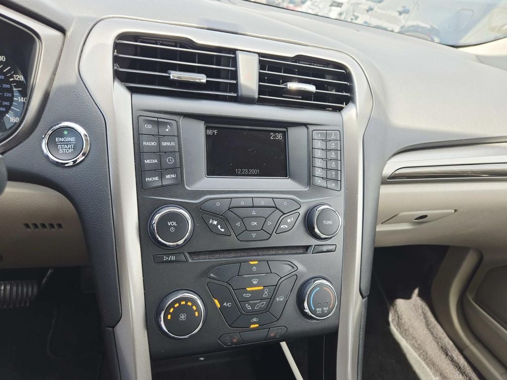 2017 Ford Fusion SE