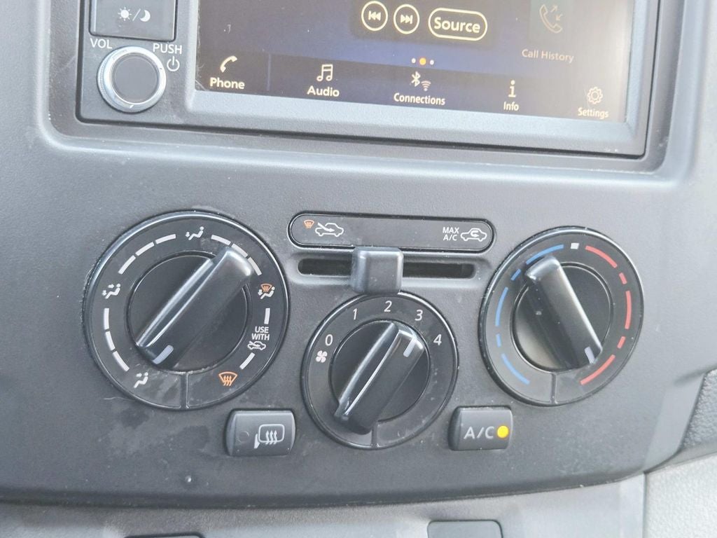 2020 Nissan NV200 SV