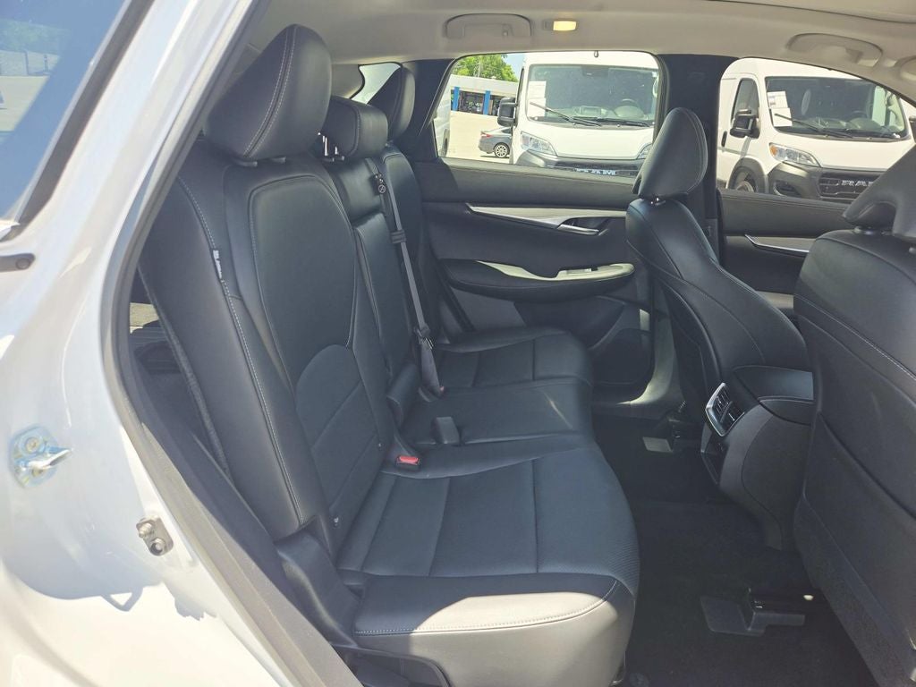 2024 INFINITI QX50 LUXE