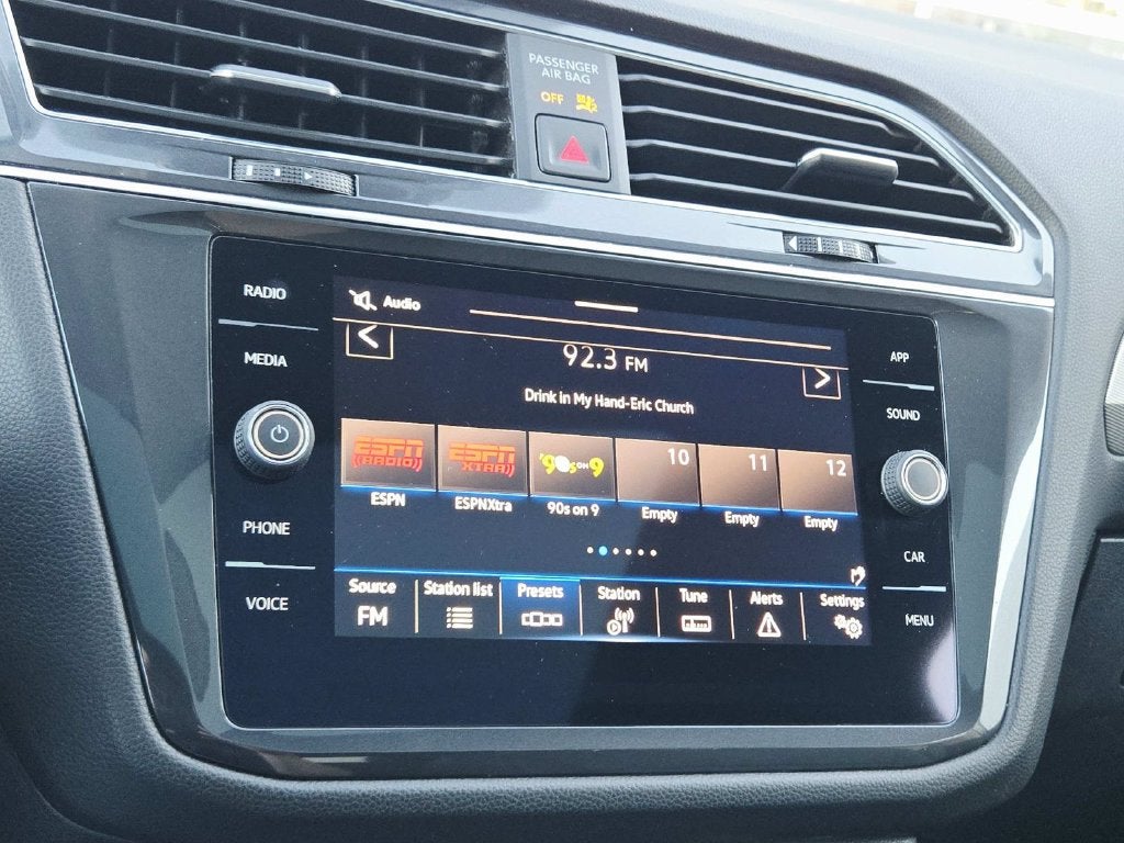 2022 Volkswagen Tiguan 2.0T SE