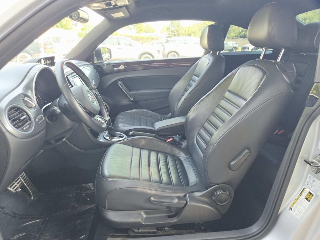 2013 Volkswagen Beetle 2.0 TSi