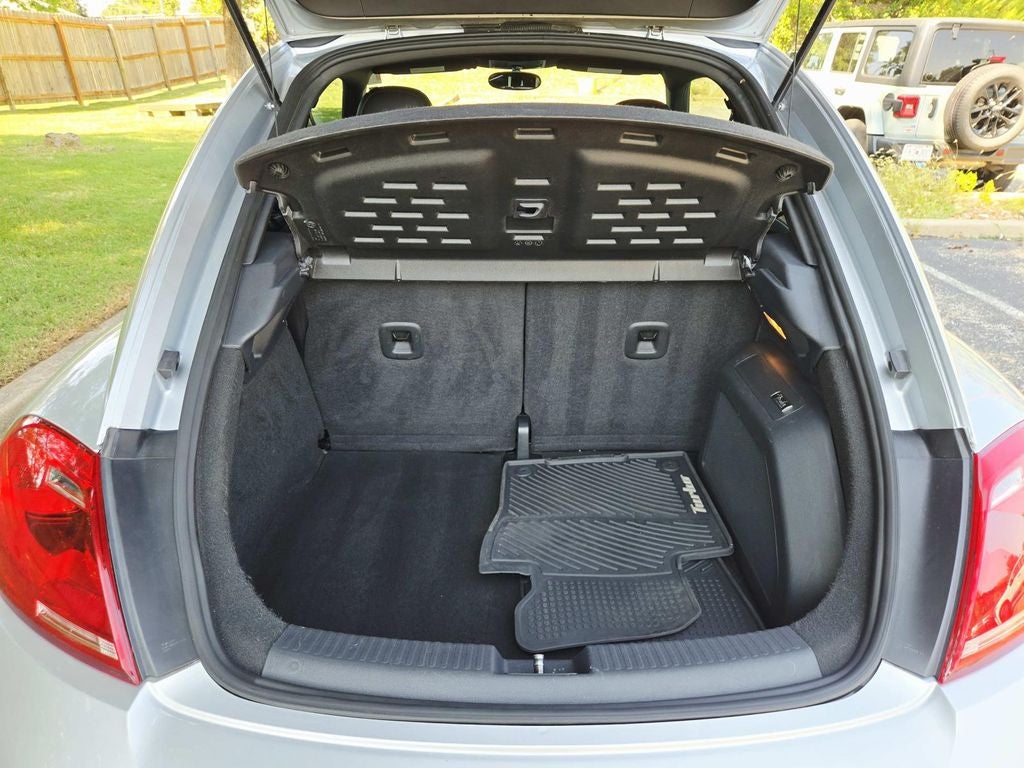 2013 Volkswagen Beetle 2.0 TSi