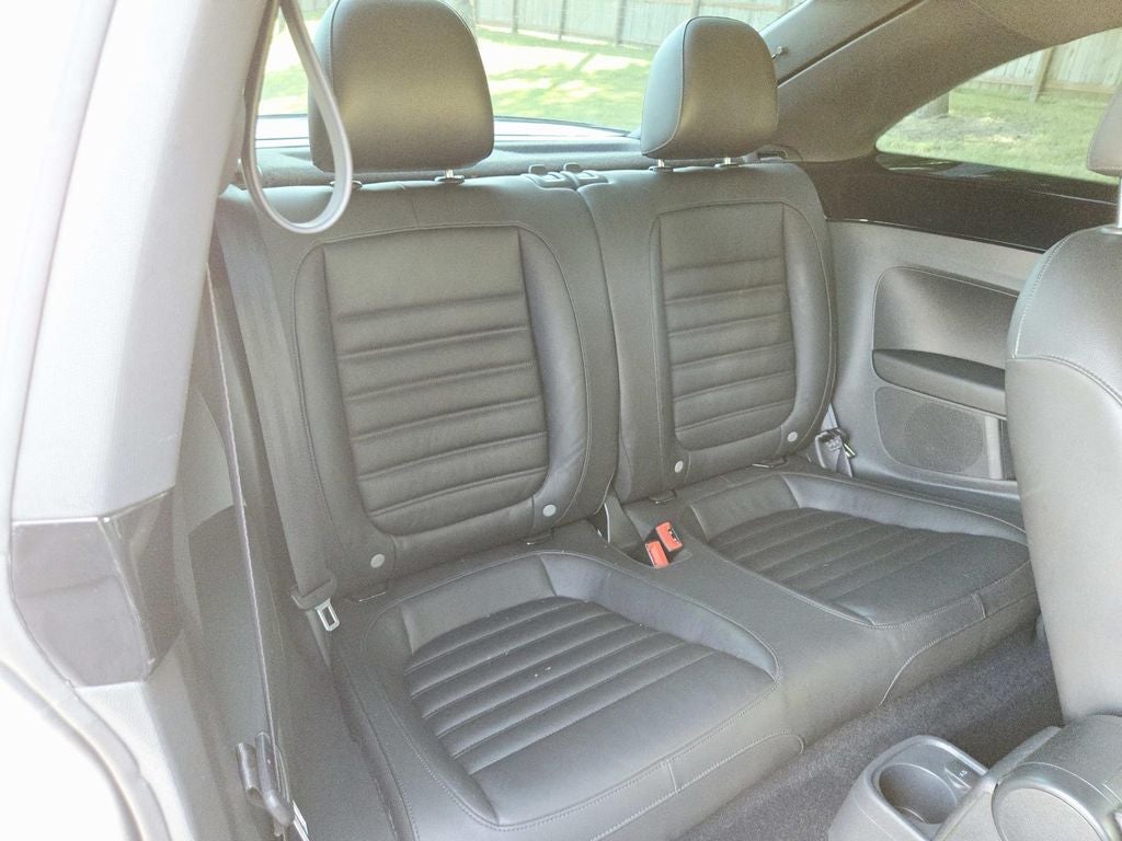 2013 Volkswagen Beetle 2.0 TSi