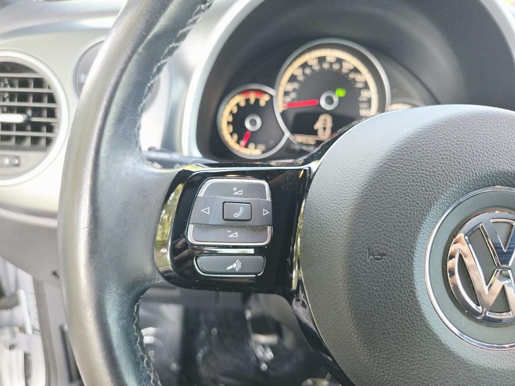 2013 Volkswagen Beetle 2.0 TSi