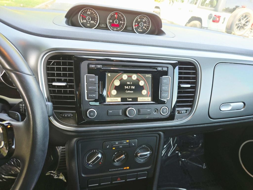 2013 Volkswagen Beetle 2.0 TSi