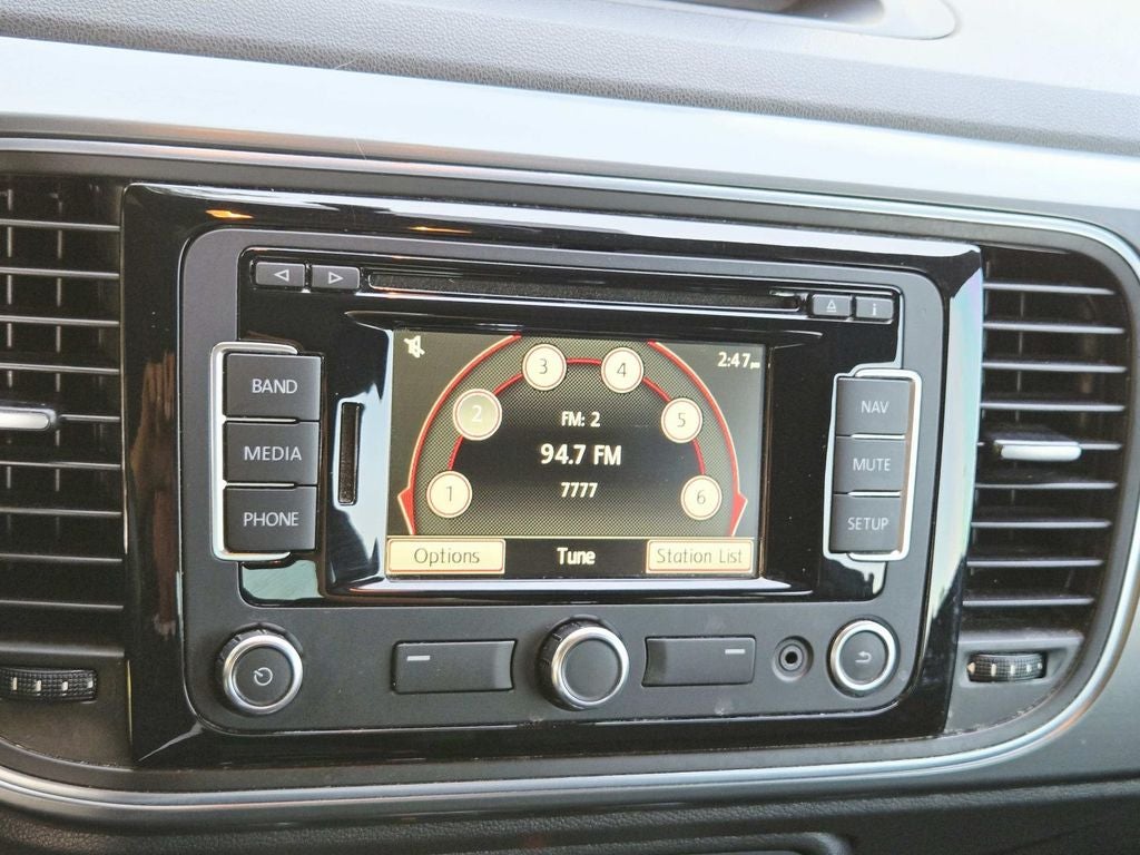 2013 Volkswagen Beetle 2.0 TSi