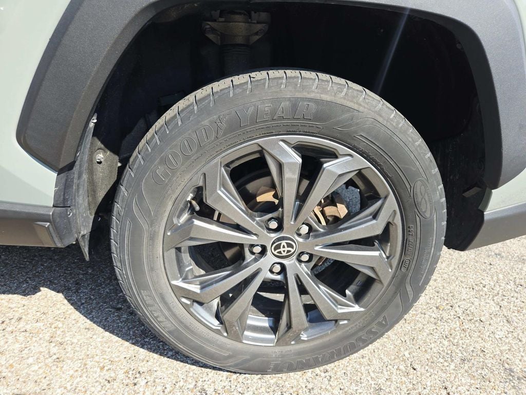 2022 Toyota RAV4 Hybrid XLE Premium