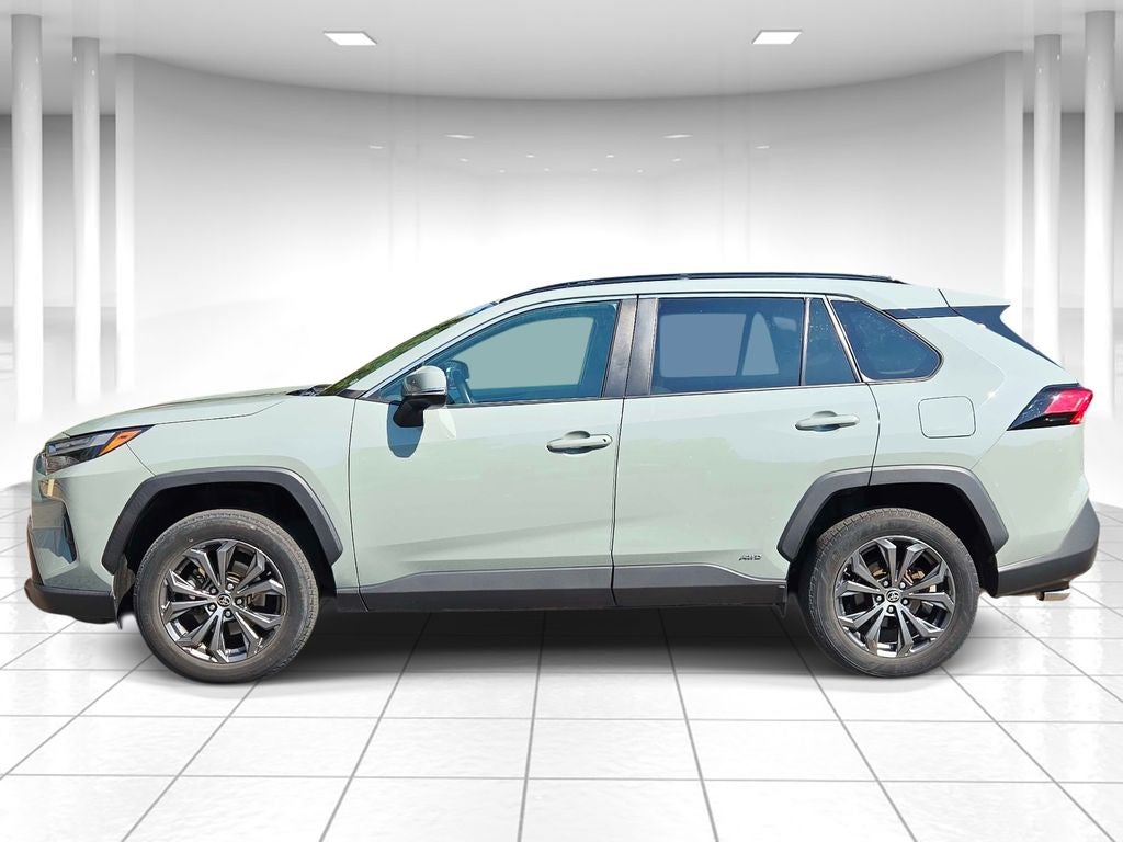 2022 Toyota RAV4 Hybrid XLE Premium