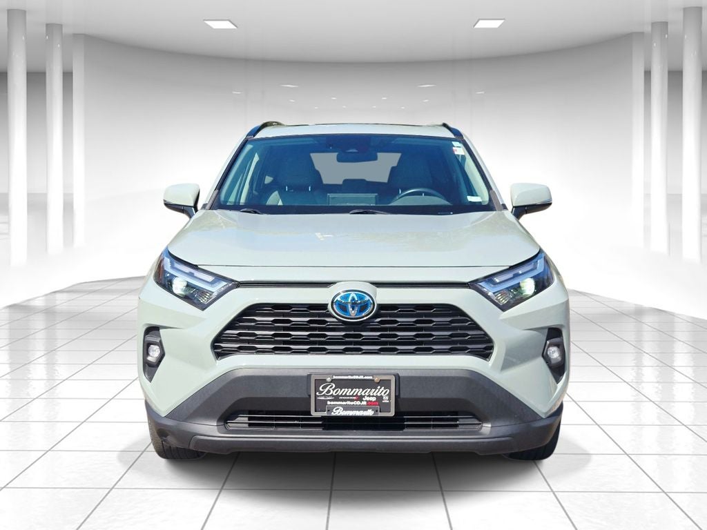 2022 Toyota RAV4 Hybrid XLE Premium