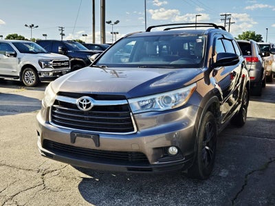 2016 Toyota Highlander XLE V6