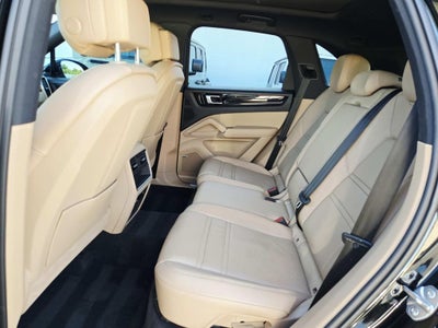 2019 Porsche Cayenne Base