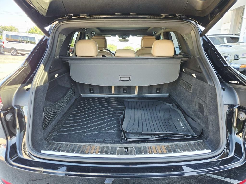 2019 Porsche Cayenne Base