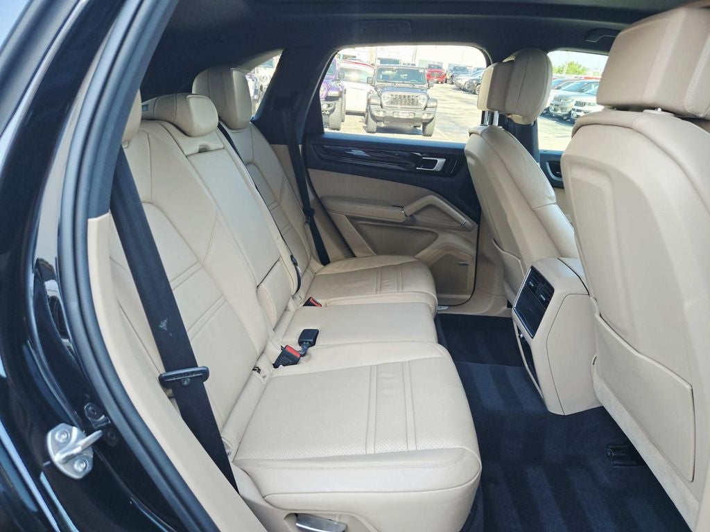 2019 Porsche Cayenne Base