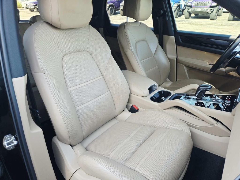 2019 Porsche Cayenne Base