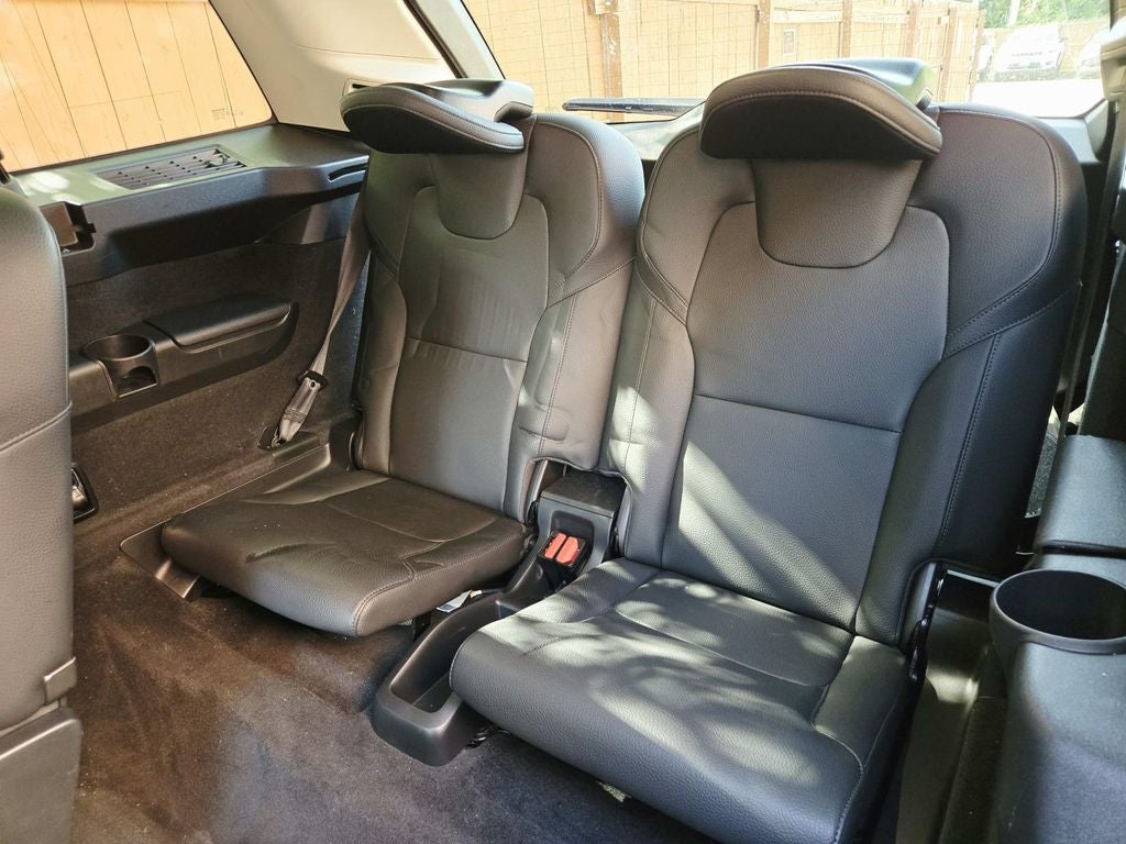 2025 Volvo XC90 B6 Plus 6-Seater