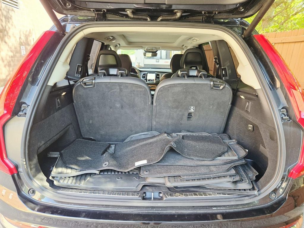 2025 Volvo XC90 B6 Plus 6-Seater