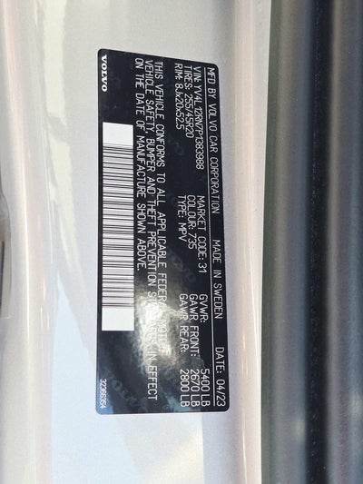 2023 Volvo XC60 B5 Plus Bright Theme