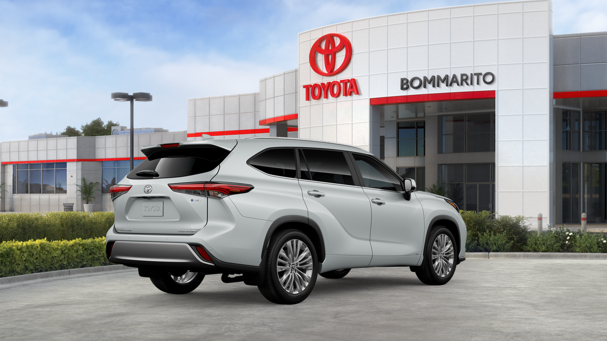 2026 Toyota Highlander Hybrid Platinum