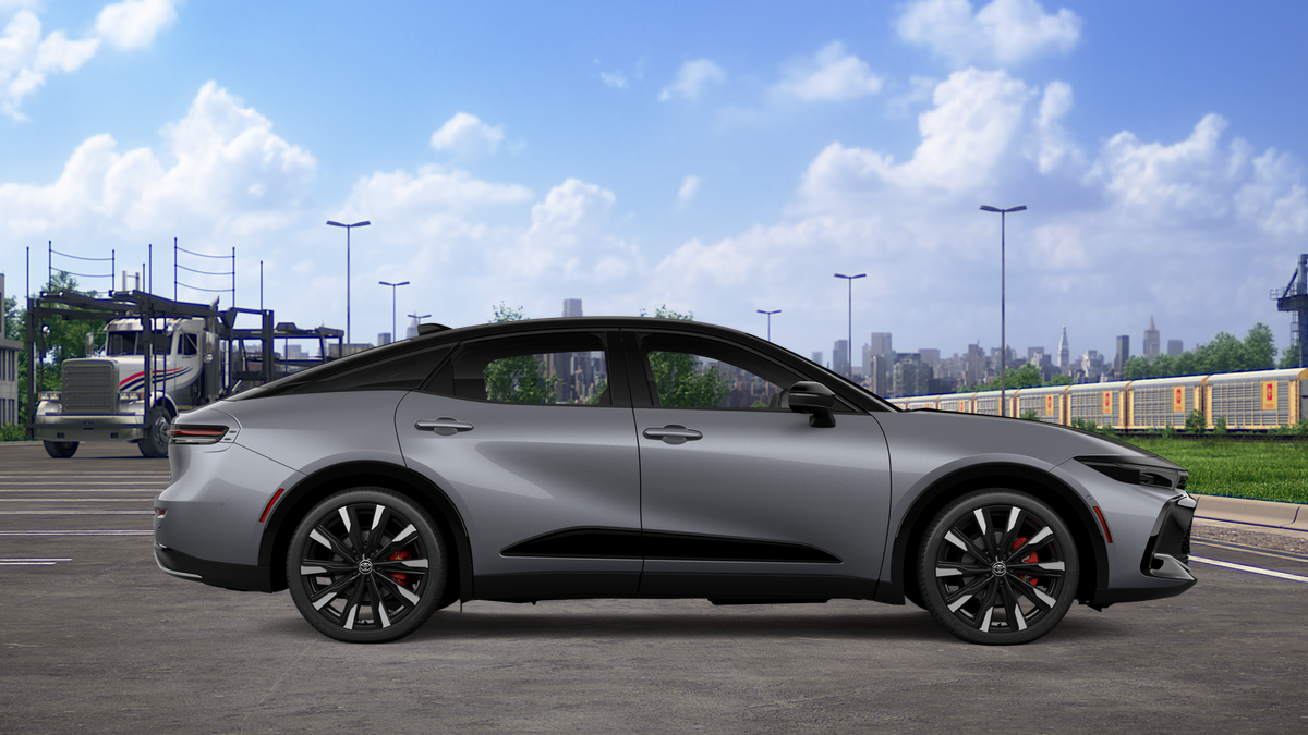 2027 Toyota Toyota Crown Platinum