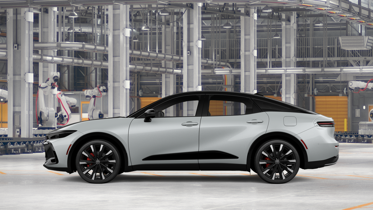 2027 Toyota Toyota Crown Platinum