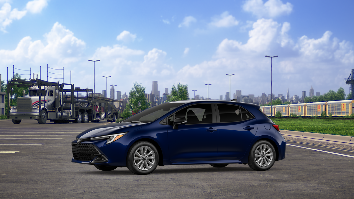 2027 Toyota Corolla Hatchback SE