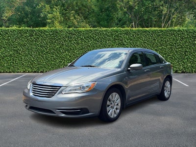 2013 Chrysler 200 4dr Sdn LX