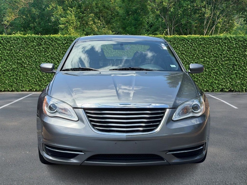 2013 Chrysler 200 4dr Sdn LX