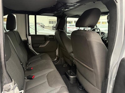 2016 Jeep Wrangler Unlimited 4WD 4dr Black Bear