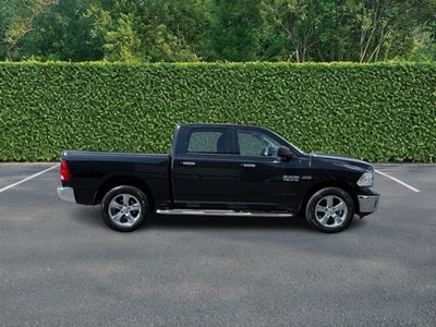 2015 RAM 1500 4WD Crew Cab 140.5" Big Horn