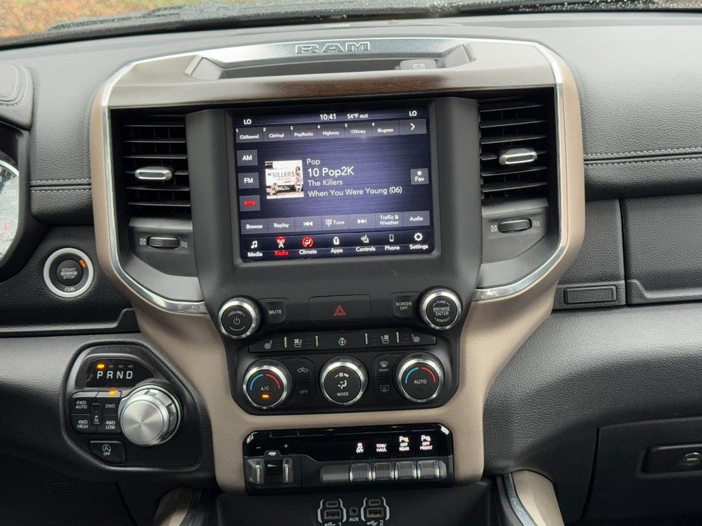 2021 RAM 1500 Laramie 4x4 Crew Cab 5'7" Box